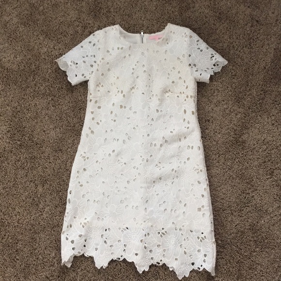 Lulus Dresses & Skirts - Lulus Lace Dress